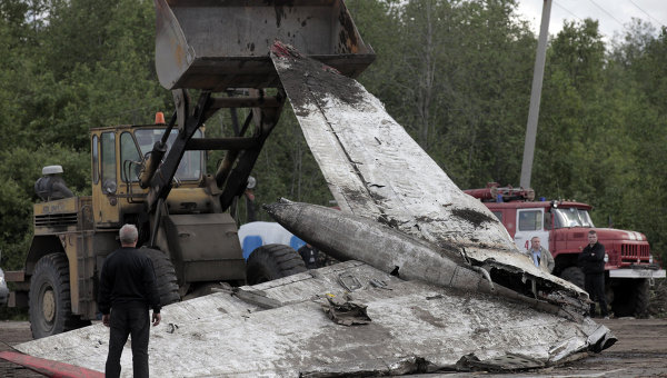 На месте крушения самолета Ту-134 под Петрозаводском